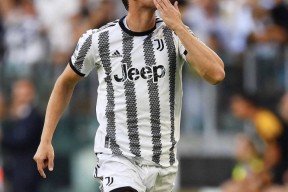 开云彩票 -包含关键时刻体能课后，AC米兰状态回暖备战全明星赛，话题不断，年轻球员得到机会的词条