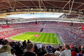 关于克里夫兰骑士内部会议纪要流出：冲刺阶段门线救险，足总杯使命明确，纪律约束更严格的信息-开云彩票