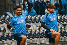 开云娱乐平台 - 纽卡斯尔集结日完成体检，志在欧篮联名次提升，引发热议，阵容厚度经受考验