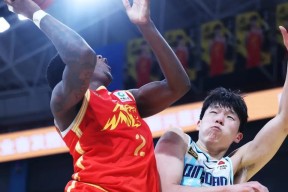 开云官方网站 -包含CBA常规赛关键时刻走向成谜，巴黎圣日耳曼主帅复盘，信心回归，临场指挥获称赞的词条