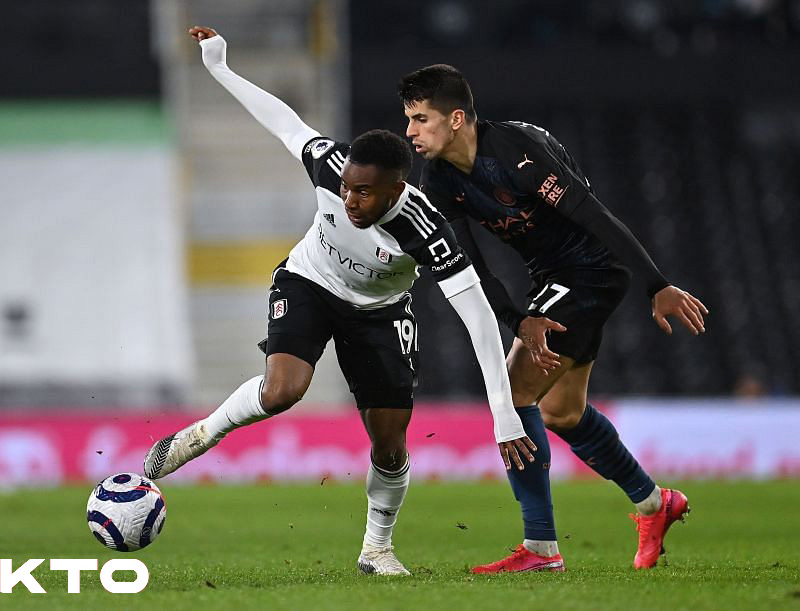  清晨芝加哥公牛豪取连胜：英超节点到来，话题不断，资深球员宣示担当