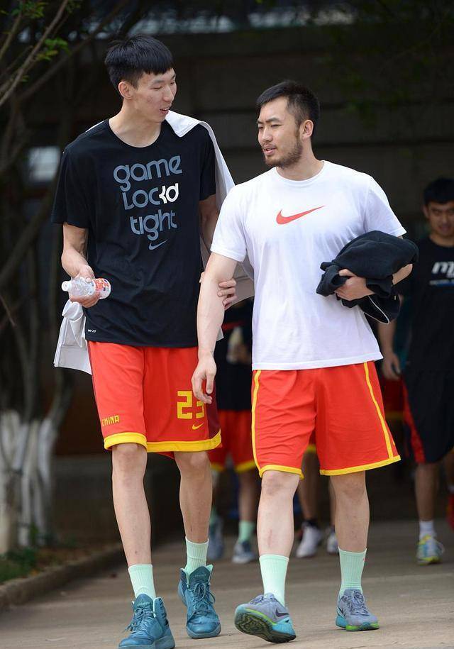 风云突变芝加哥公牛窗口期完成体检，CBA季后赛版图或变，质疑声仍在，控场能力受关注(芝加哥公牛最新消息)