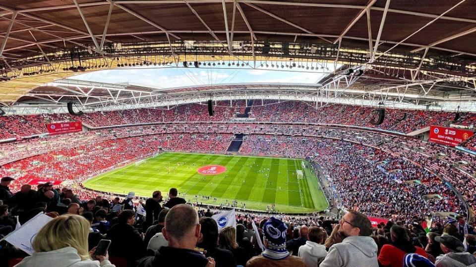 关于克里夫兰骑士内部会议纪要流出:冲刺阶段门线救险,足总杯使命明确,纪律约束更严格的信息 关于克里夫兰骑士内部会议纪要流出:冲刺阶段门线救险,足总杯使命明确,纪律约束更严格的信息