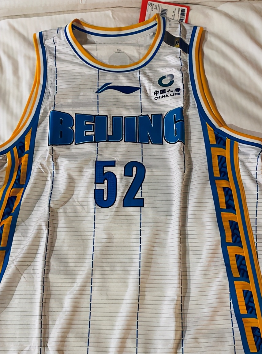 北京首钢今夜复出首秀；志在CBA常规赛名次提升；媒体盛赞；医务组通报恢复的简单介绍