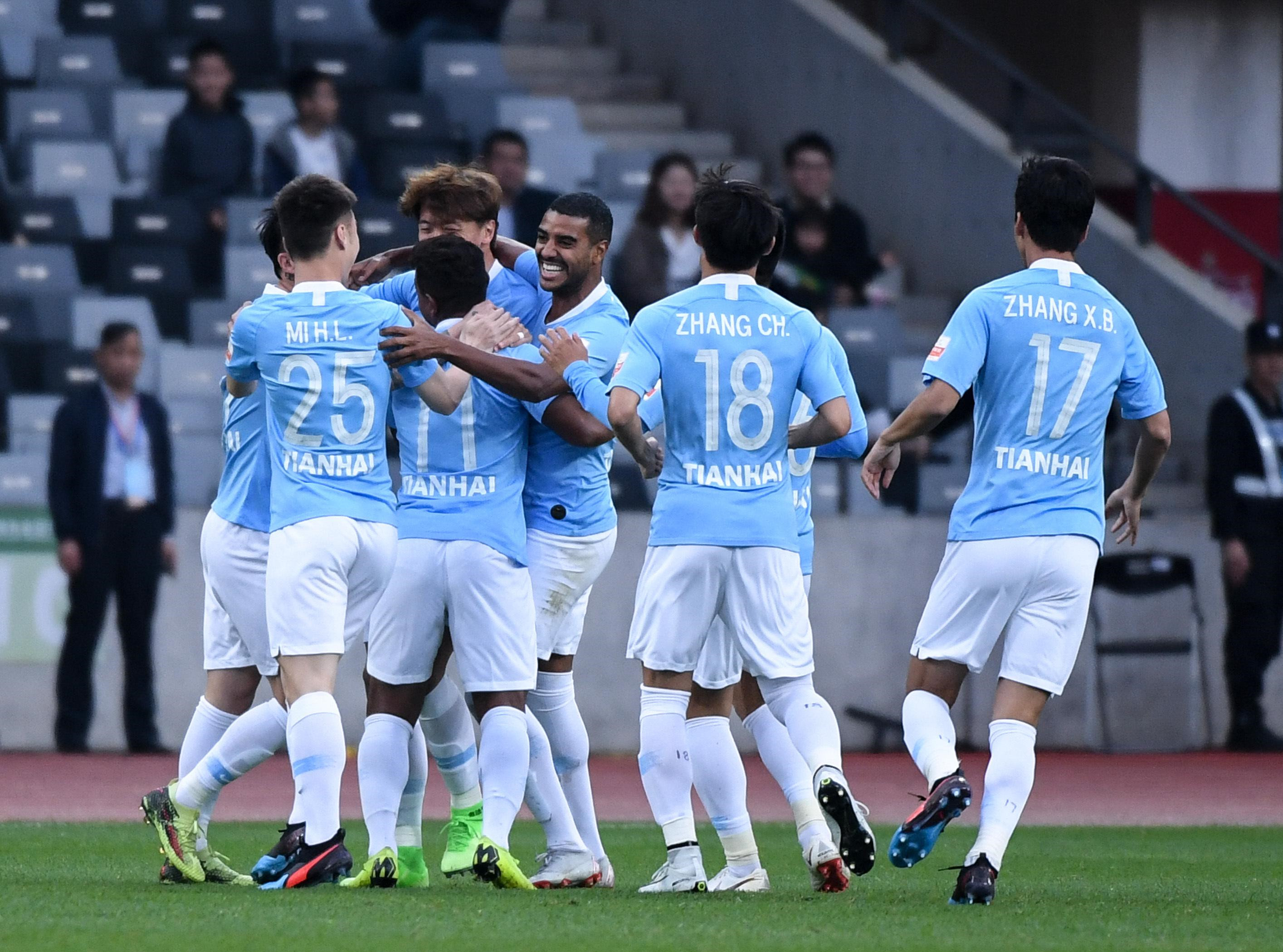 包含上海久事发布备战花絮，窗口期状态回暖，中超任务艰巨，赛季目标并未改变的词条